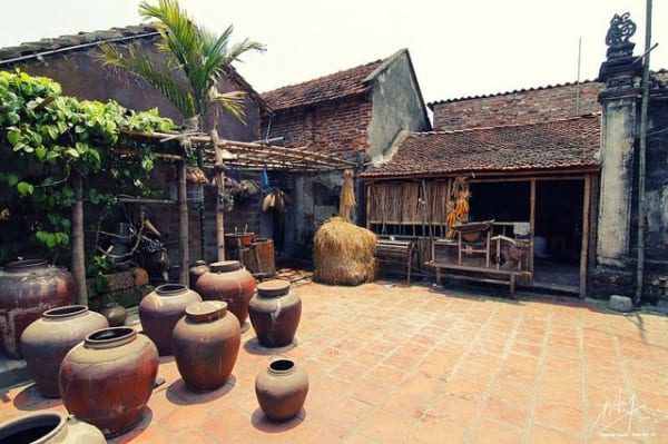 Duong Lam Ancient Villages