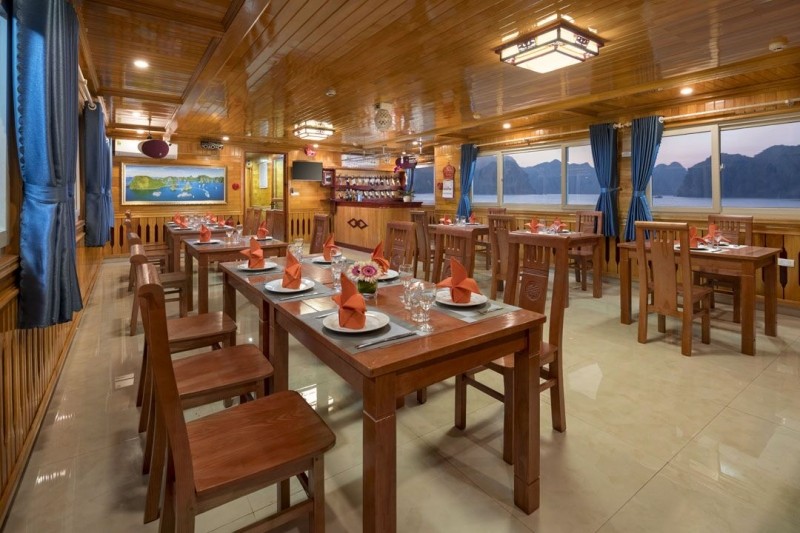 Lapaci Cruise Restaurant