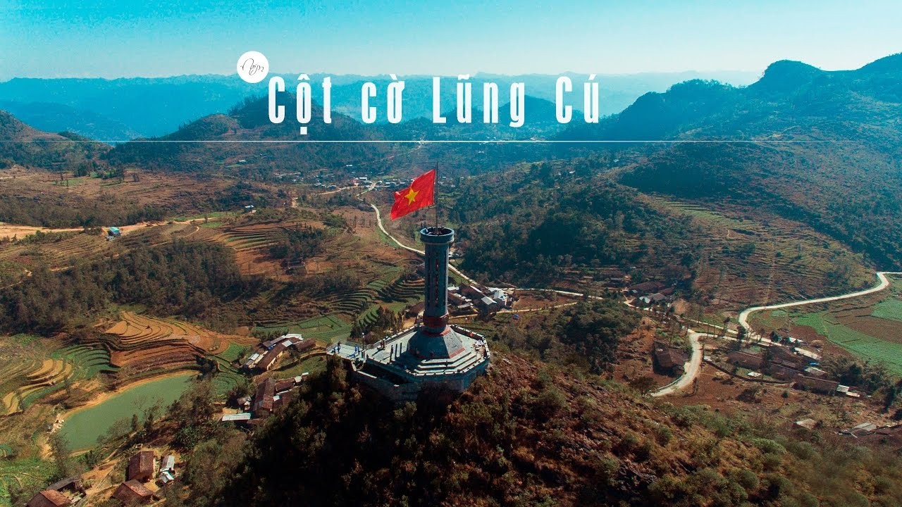 Lung Cu Tower Flag
